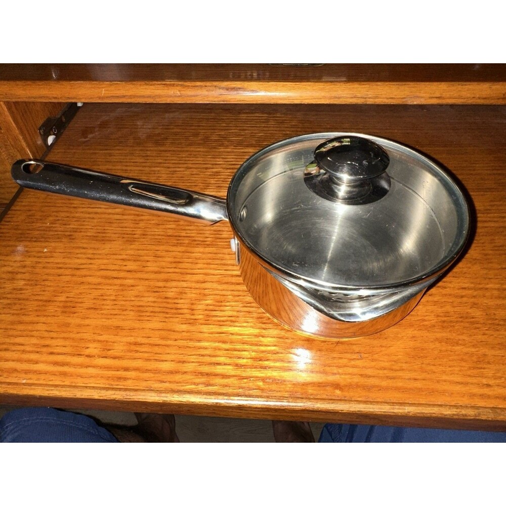 WEAREVER Stainless 1.5 Qt Double Spout/Strainer in Lid Sauce Pan EUC Quality Pot